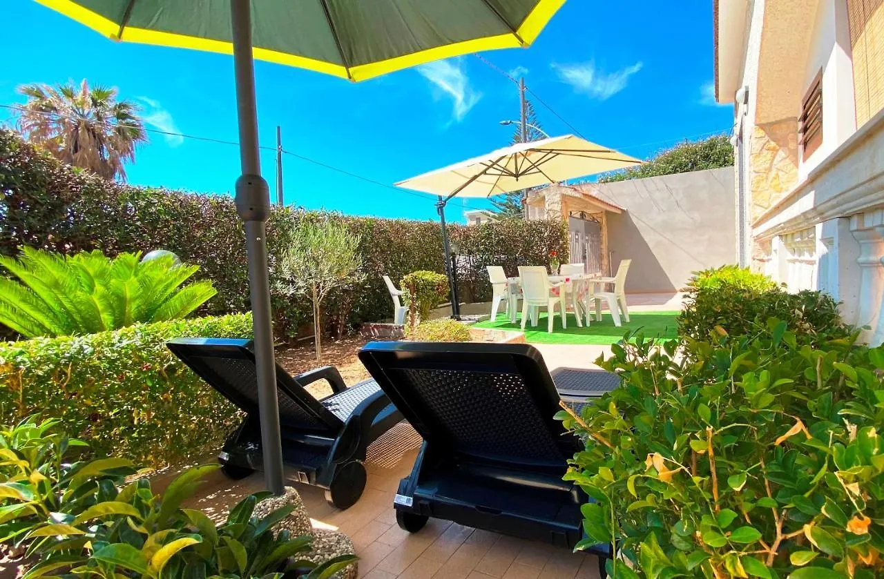 Holiday home Villa Paola Avola